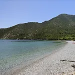 Byzantinon 3* Poulithra