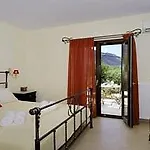 Hotel Byzantinon Poulithra