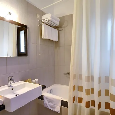Byzantinon Hotel 3*