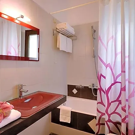 Byzantinon Hotel 3*