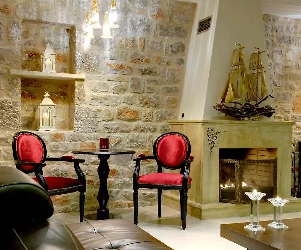 Byzantinon Hotel Poúlithra